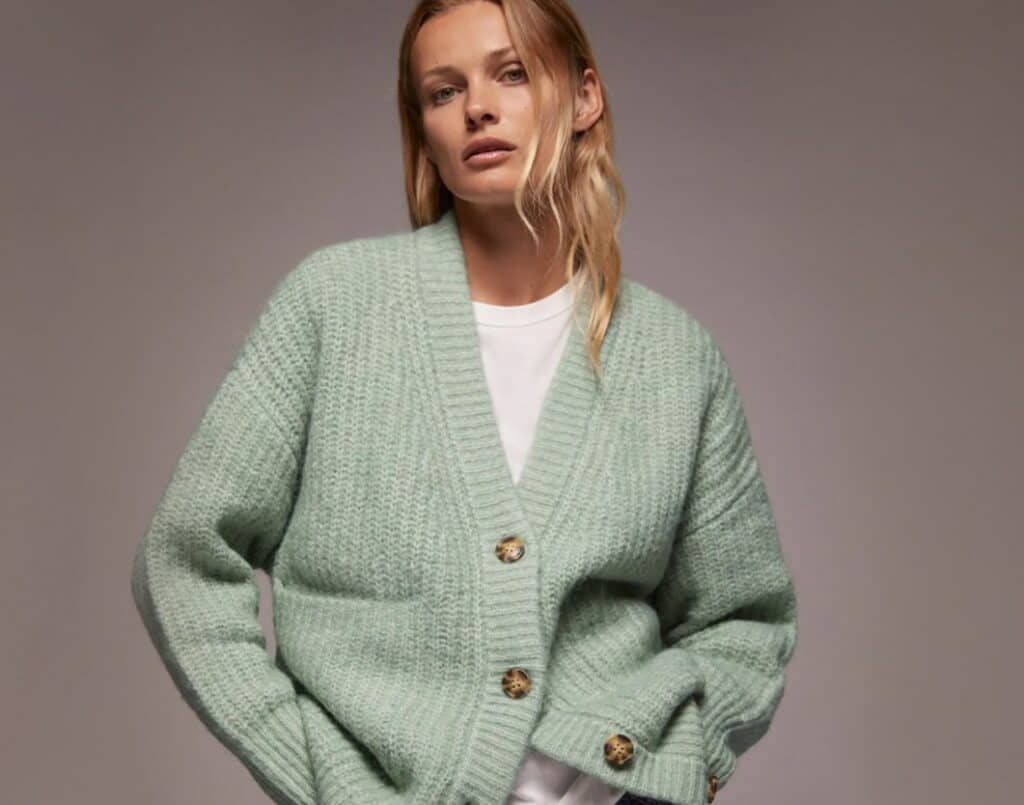 12 Best Fuzzy Cardigan Ideas That Are Really Comfortable - Stylelisty