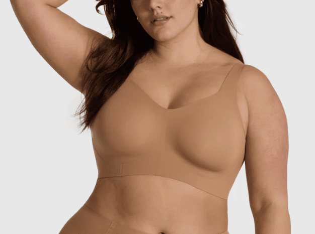 Evelyn Bobbie Beyond Bra