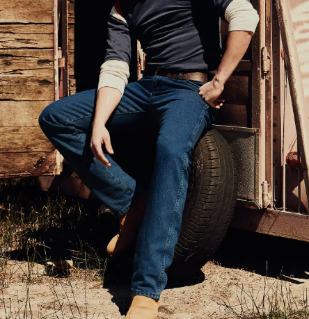 Best Classic Cowboy Jeans: Wrangler 13MWZ Cowboy Cut