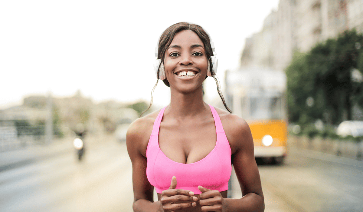 How to Tell if a High-Impact Sports Bra Fits Properly